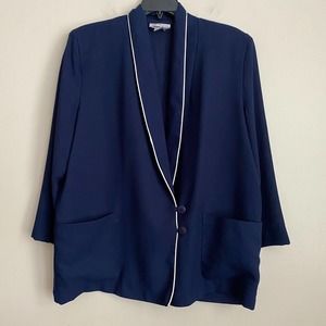 Dana Alexander 16 Plus Blue 2 Button Long Sleeve Blazer